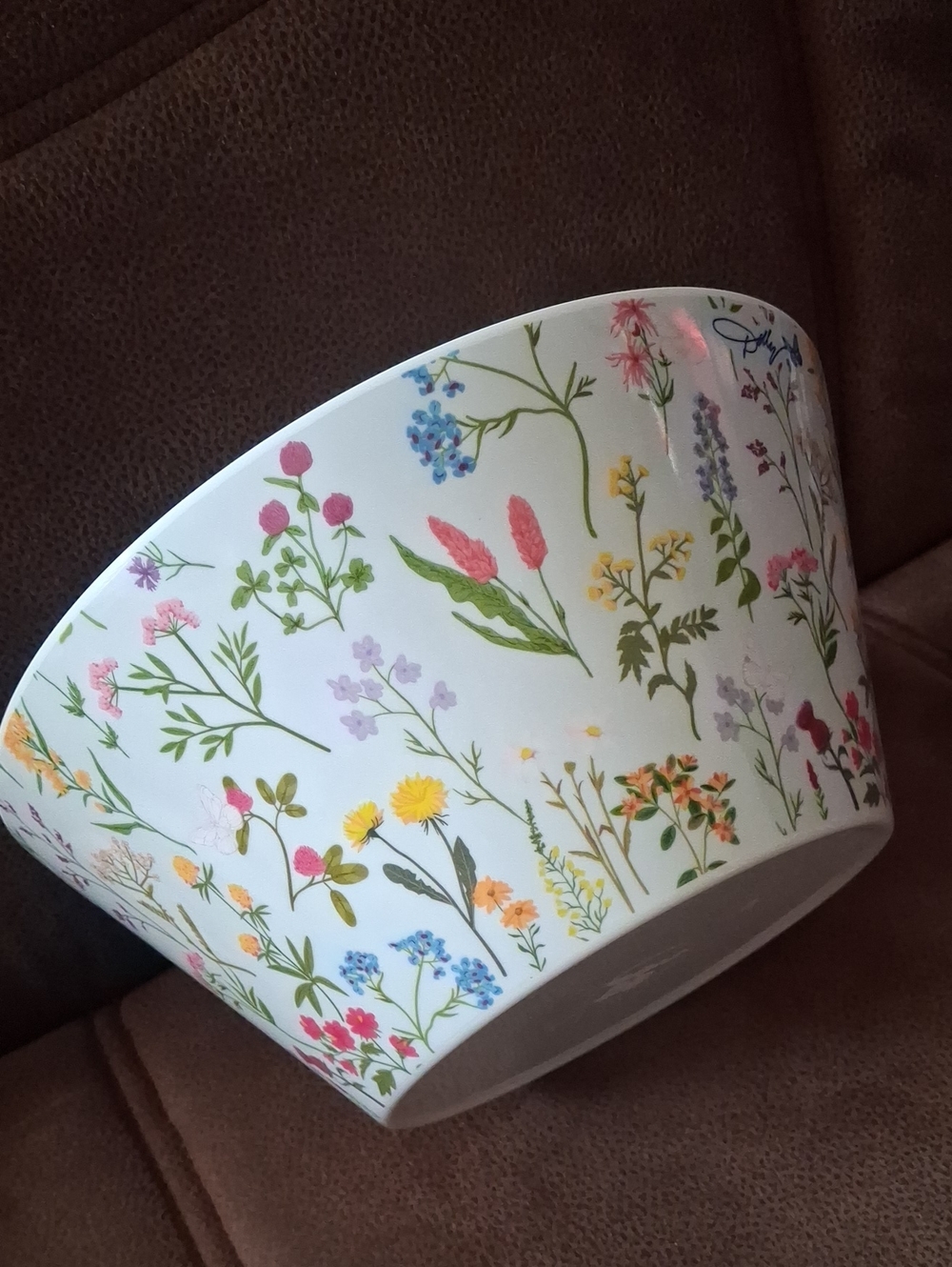 Dolly Parton Floral Pattern White Melamine Serving Bowl